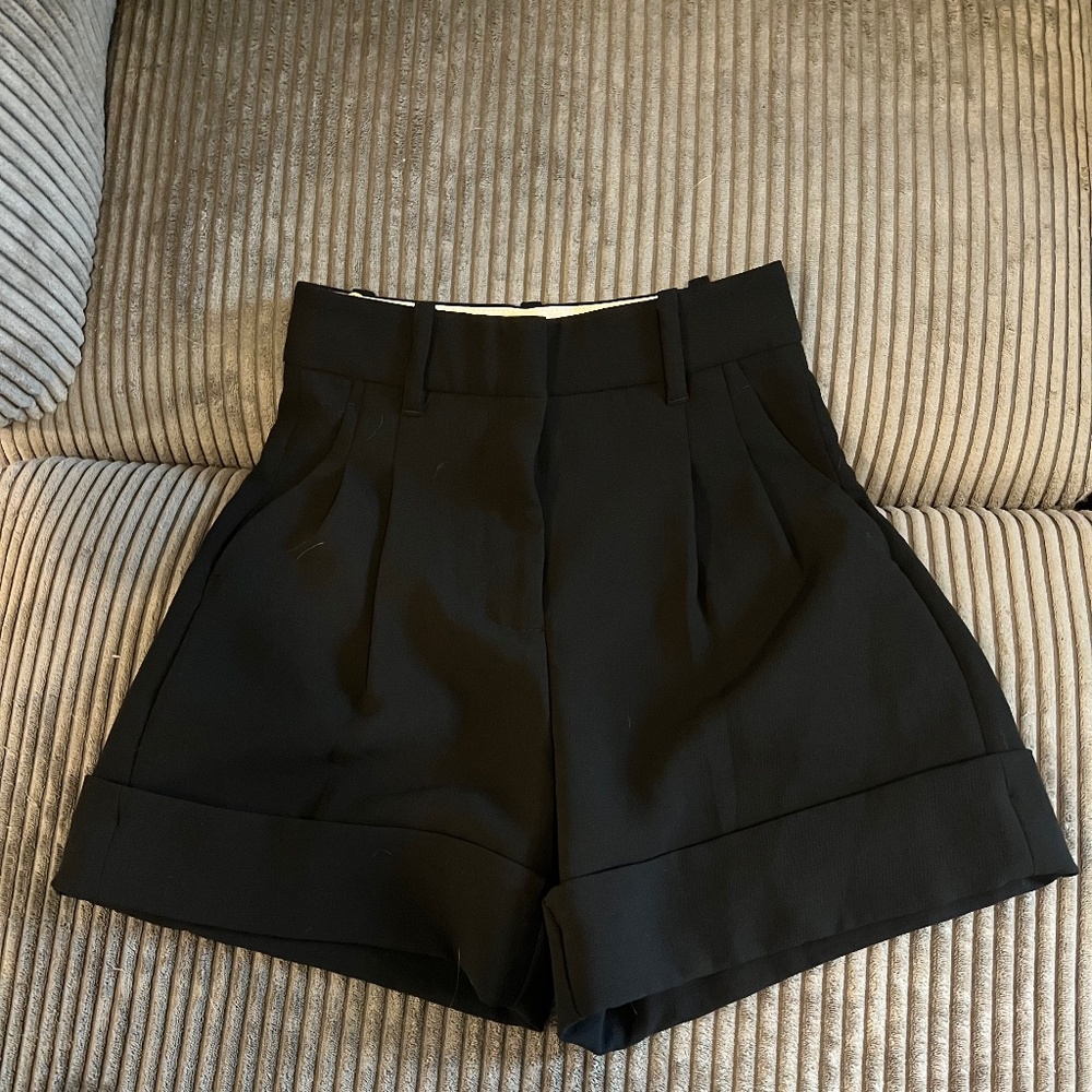 Aritzia Wilfred Women’s Shorts Size 00